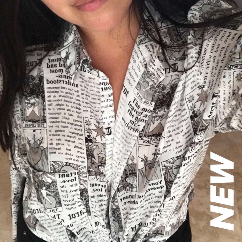*SOLD OUT* Newsflash Newsaper Print Oxford Shirt - Picture 2 of 5